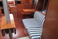 Beneteau Oceanis Clipper 373 Sofas lado de babor.