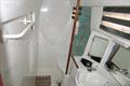 Beneteau Oceanis clipper 40 cc Aseo cabina de popa