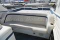Glastron Top Banana Amplio sillon en popa de lado a lado
