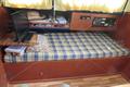 Saura Capeador V Sofa lado de estribor Tv y cuadro electrico